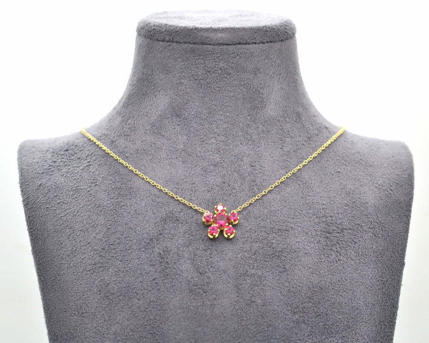 Collier fleur or et rubis 58 Facettes