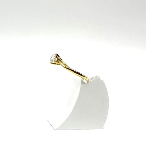 Solitaire or jaune et diamant