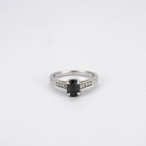 Bague 52 Bague Saphir ovale Diamants 58 Facettes