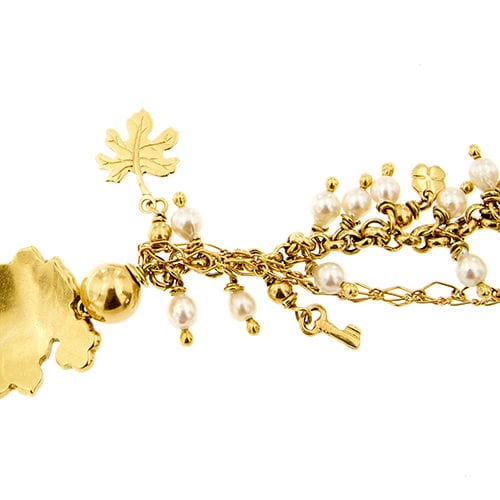 Collier Collier avec fleur en émail et breloques 58 Facettes 37280