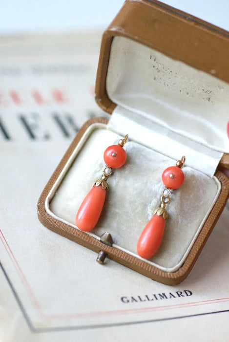 Boucles d'oreilles gouttes corail