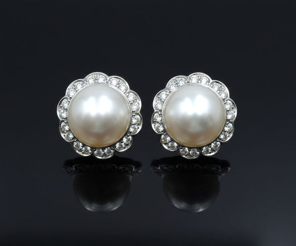 Boucles d'oreilles Somptueuses boucles d'oreilles en platine, diamants et perles 58 Facettes
