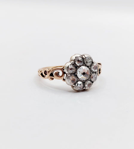 Bague 55.5 Bague marguerite victorienne or rose, diamants taille rose sur paillon (1870) 58 Facettes A06361