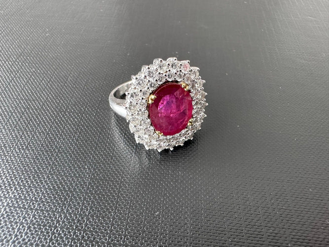 Bague 56.5 Bague cocktail en or blanc, diamants et rubis 58 Facettes