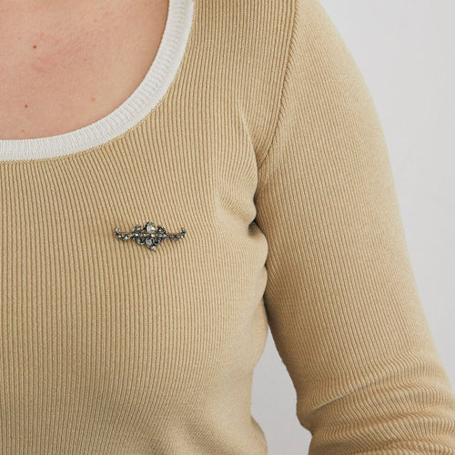 Broche Broche en or jaune ornée de diamants 58 Facettes 230529