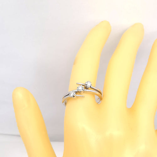 Bague 56 Bague en or et diamants 58 Facettes