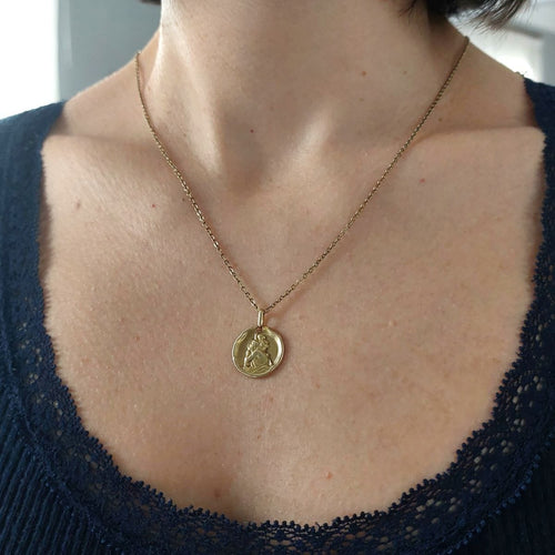 Pendentif A. Augis - Médaille Saint Christophe en or jaune 18k 58 Facettes 230