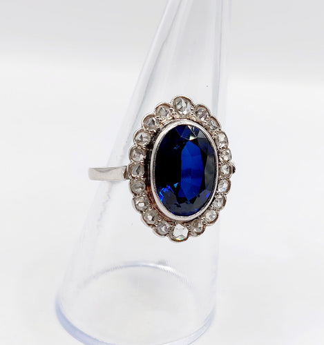 Bague 56.5 Bague marguerite Platine saphir synthétique et diamants taille rose 58 Facettes A05897