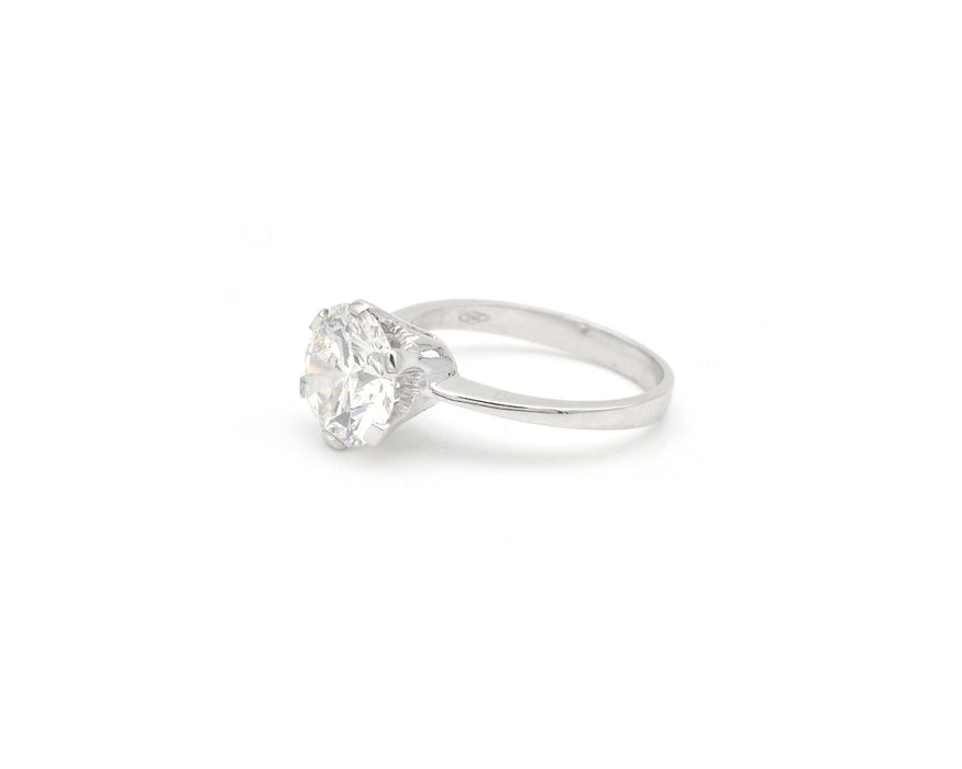 Bague solitaire en or blanc avec diamant