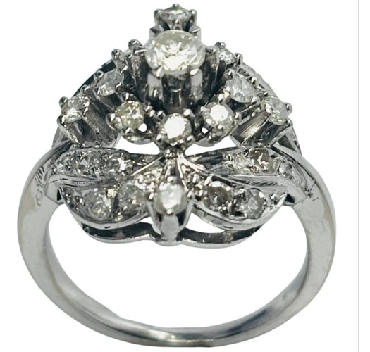 Bague 53 Bague rétro Cluster en or blanc des années 1940, diamant naturel de 1,52 ct 58 Facettes E12