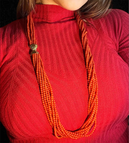 Collier Collier long à plusieurs rangs en corail rouge 58 Facettes