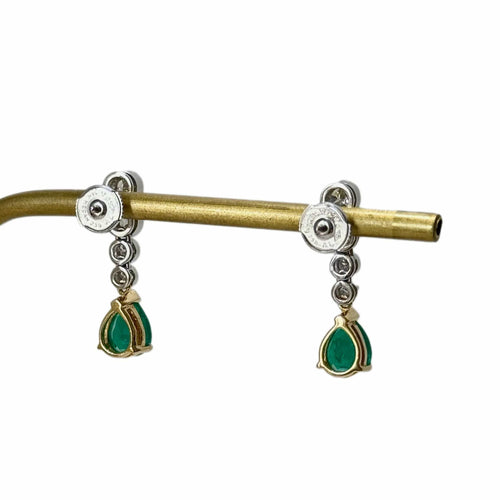 Boucles d'oreilles Boucles d'oreilles en Or gris et Emeraudes 58 Facettes REF24017-181