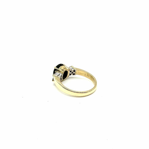 Bague 57 Bague or jaune, saphir noir étoilé et diamants 58 Facettes Z15B51684