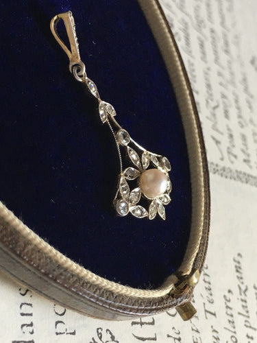 Pendentif Pendentif Belle Époque en or jaune 18k et platine, perle et diamants 58 Facettes
