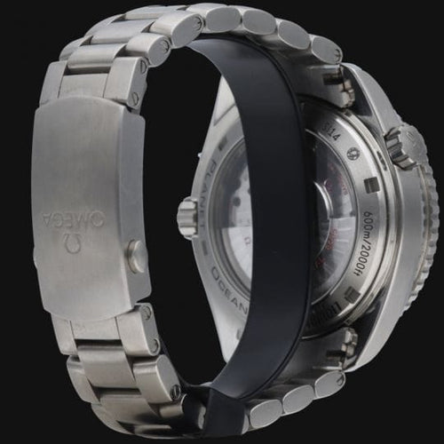 Montre Montre Omega Seamaster Planet Ocean GMT 58 Facettes MT41787