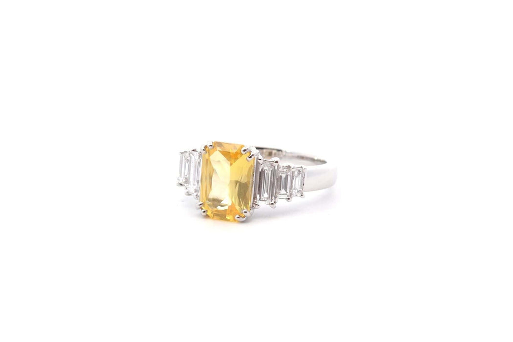 Bague saphir jaune 2 cts et diamants