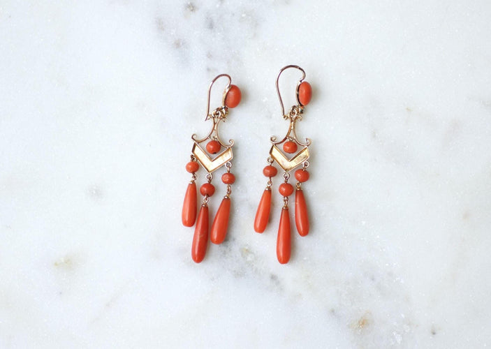 Boucles d'oreilles Boucles d'Oreilles Girandoles Or Rose et Corail 58 Facettes