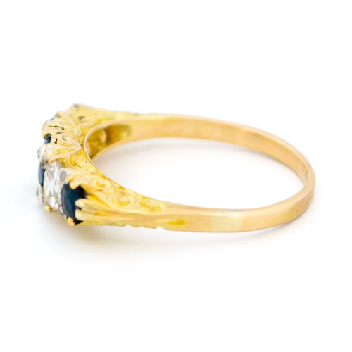 Bague 56 Bague en or, diamant et saphir 58 Facettes D67FA846F35E4728B64C55B91A4637AE