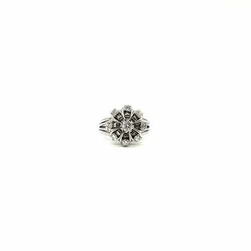 Bague 56 Bague chou or blanc et diamants 58 Facettes Z15B51639