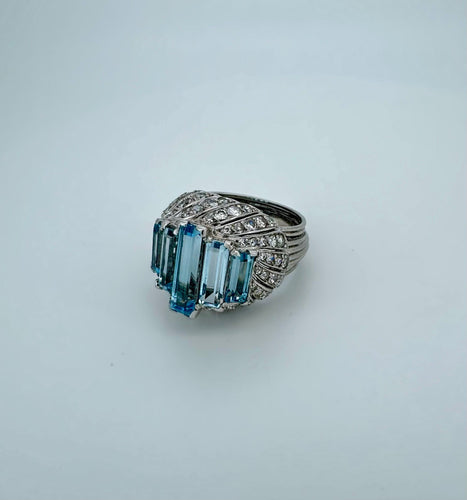 Bague 52 Bague cocktail or blanc et aigue-marines 58 Facettes