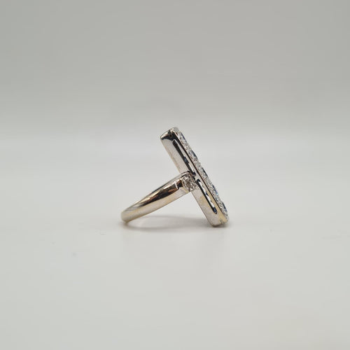 Bague 49.5 Bague or blanc, saphirs ovales et diamants 58 Facettes