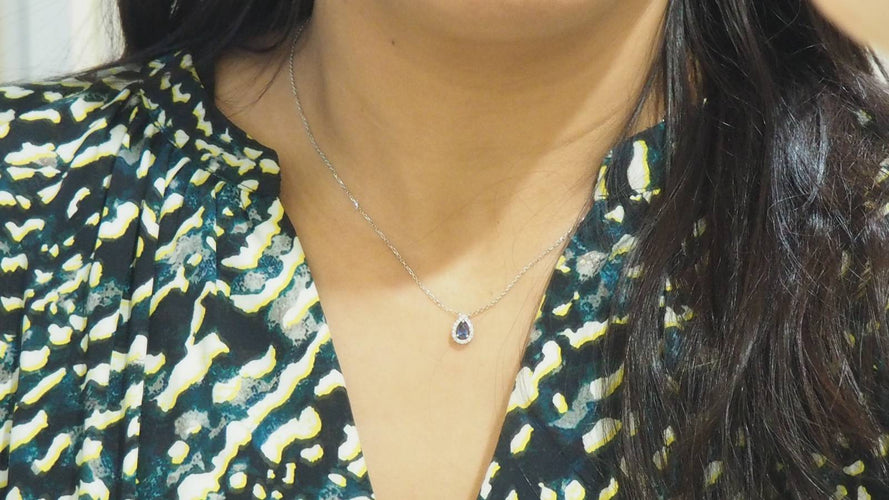 Collier Collier pendentif en or blanc, saphir et diamants 58 Facettes 31207