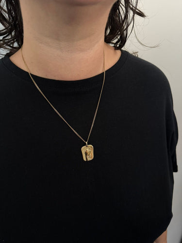 Augis - Médaille Vierge en or jaune 18 carats