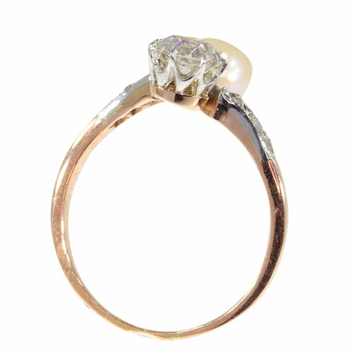 Bague 58 Charme historique : une bague de fiançailles en diamant et perle de 1895 58 Facettes 22327-0067