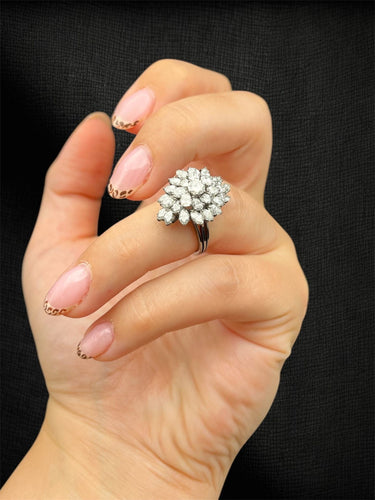 Bague Bague en diamant « Rosée de lumière » 58 Facettes