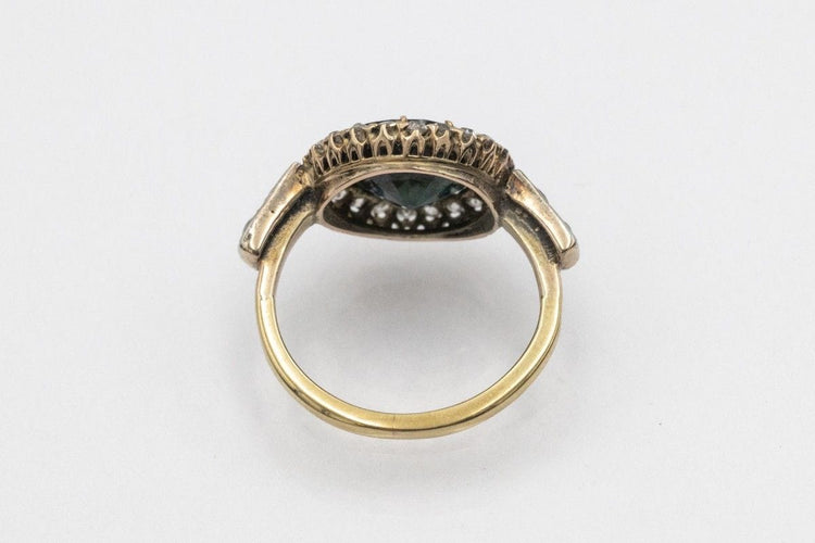 Bague 52 Bague en or jaune, saphir et diamants impressionnants, début du XXe siècle 58 Facettes 11497