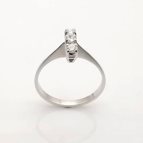 Bague or blanc diamants