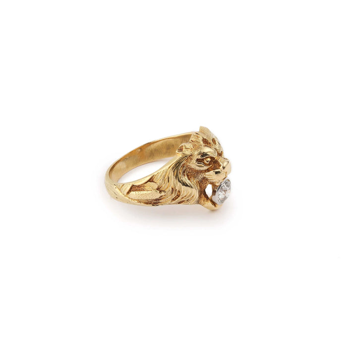 Bague 56.5 Bague Chevalière Lion Diamant Or Jaune 58 Facettes B356