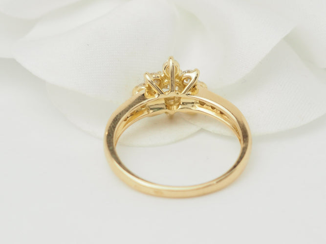 Bague 53 Bague marguerite en or jaune et diamants 58 Facettes 33442