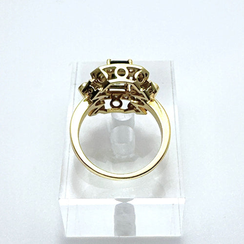 Bague 53 Bague Art Déco en or jaune avec diamants et saphir central. 58 Facettes 50391