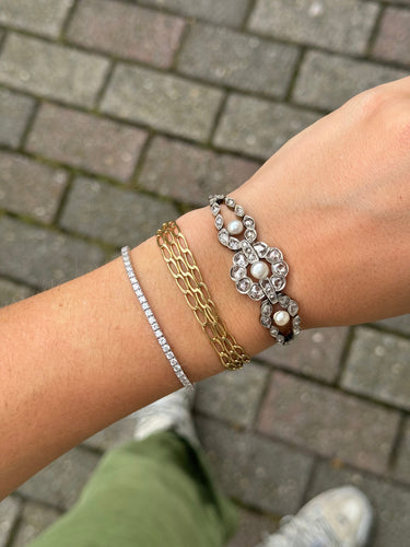 Bracelet Bracelet ancien en or et platine avec diamants et perles 58 Facettes