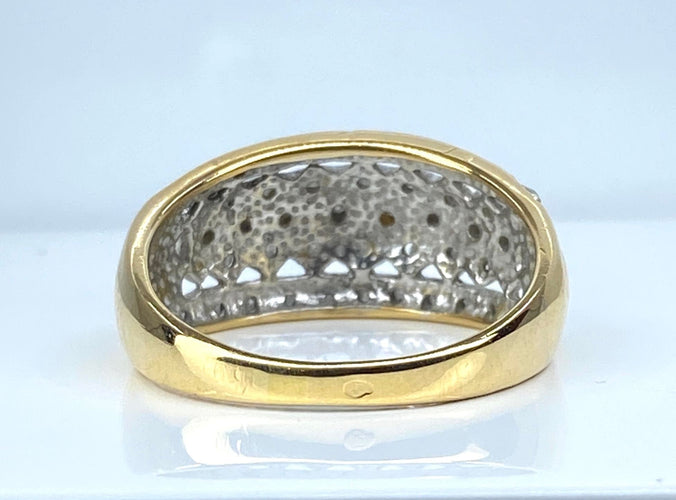 Bague jonc en or jaune et diamants