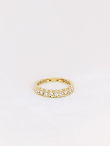 Bague 53.5 Demi-alliance vintage en or et diamants en serti clos 58 Facettes J153