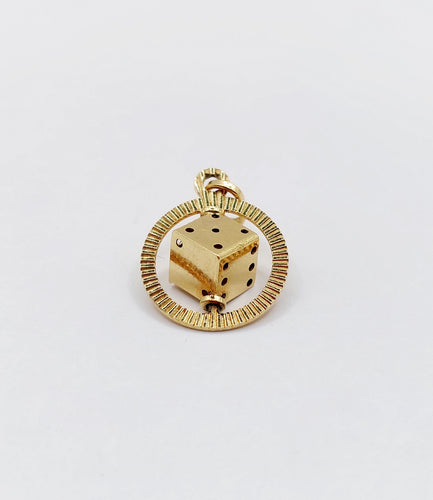 Pendentif Pendentif vintage or jaune 18k formant un dés monté sur un axe, jeu, chance 58 Facettes A05003