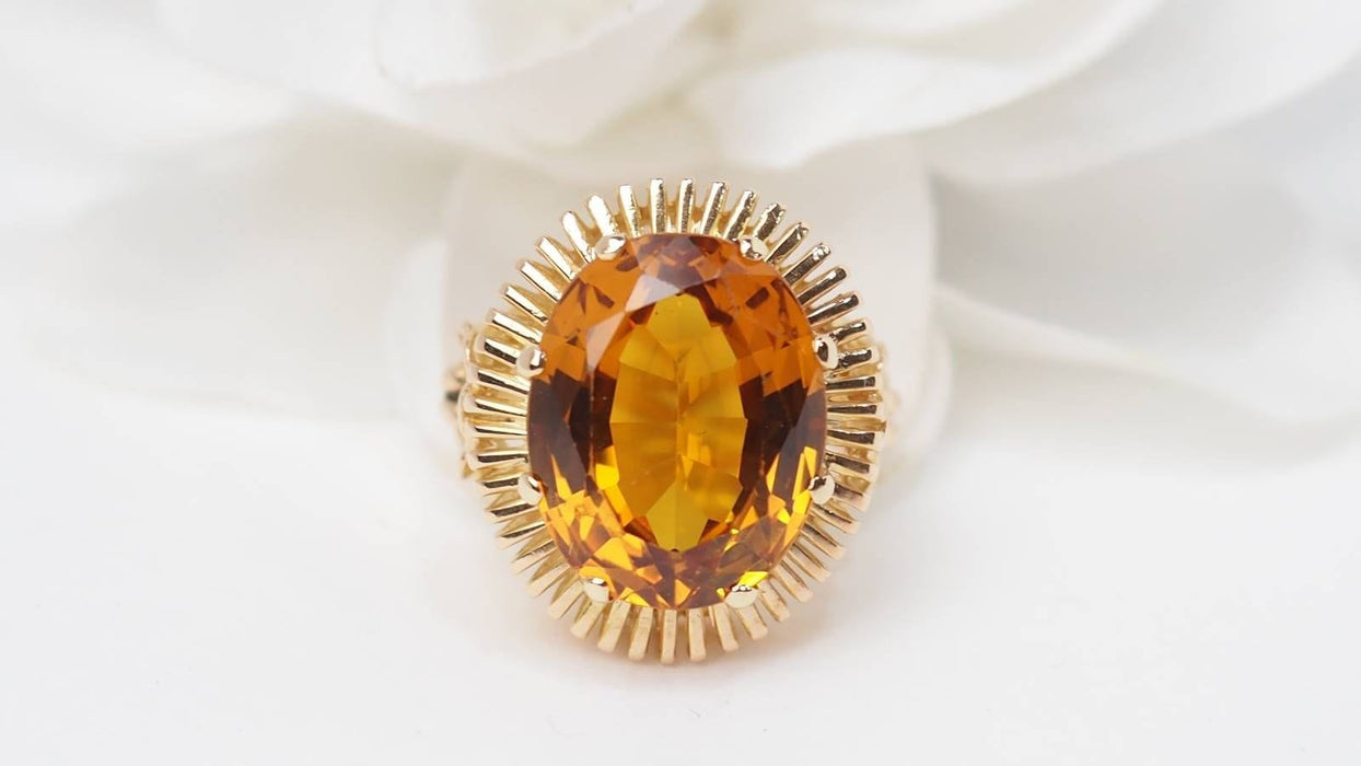 Bague 51.5 Bague vintage en or jaune et citrine ovale 58 Facettes 32615