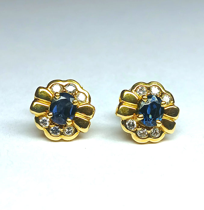 Boucles d'oreilles en or jaune, saphirs et diamants