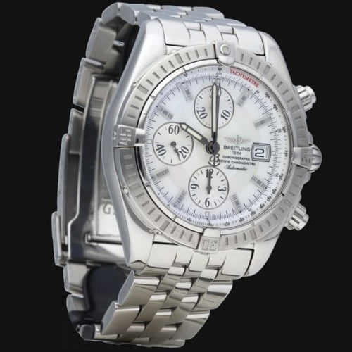 Montre Montre chronographe Breitling Chronomat Evolution 58 Facettes MT42031