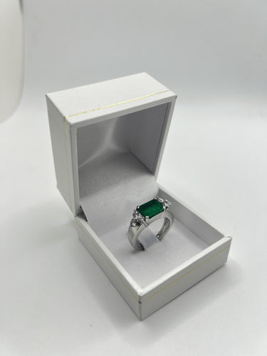 54 Bague émeraude 2,40 ct et diamants 58 Facettes 00022301