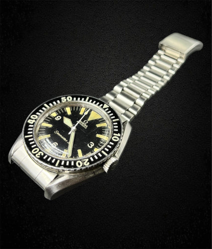 Montre Omega Seamaster 300 « grande montre de plongée triangulaire » Réf. 165.024 (1968) 58 Facettes