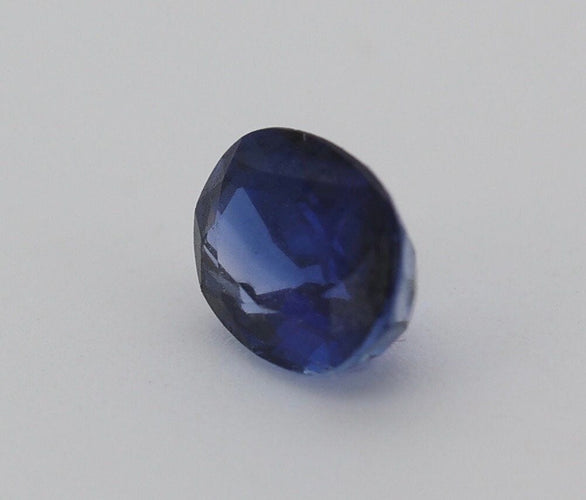 Gemstone Certificat Saphir bleu 0.81cts non chauffé 58 Facettes 457