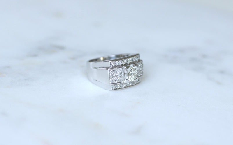 54 Large Bague Bandeau Art Déco Diamants 2,10 Cts sur Platine 58 Facettes