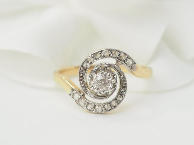 Bague 54.5 Bague tourbillon en or bicolore et diamants 58 Facettes 33317
