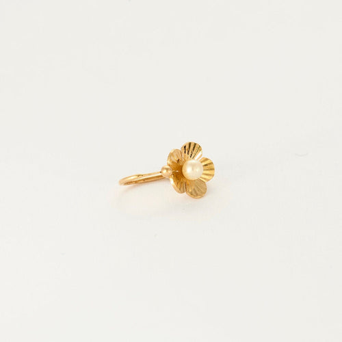 Boucles d'oreilles Paire de dormeuse or jaune et perle 58 Facettes GAP14743