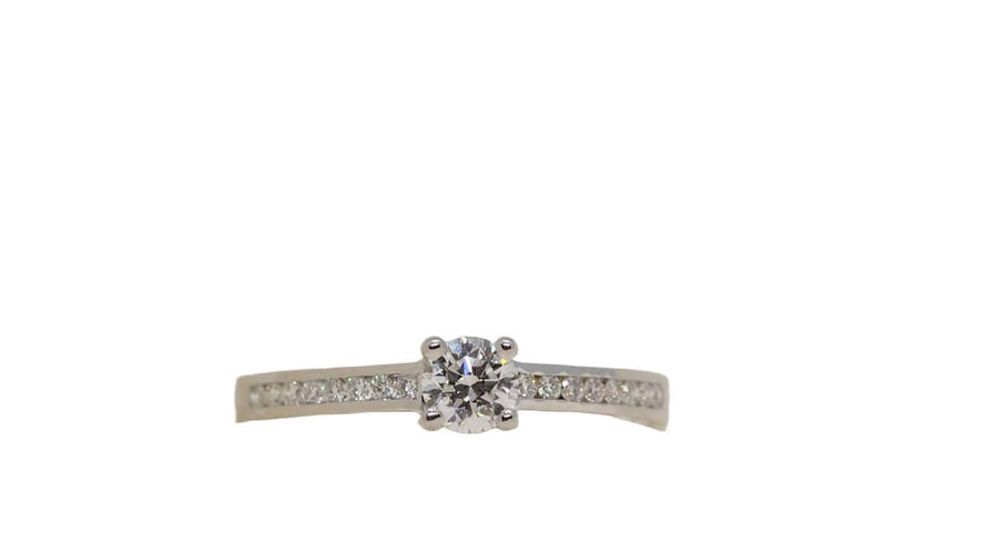 Bague 52 Bague solitaire en or blanc et diamant 58 Facettes 29611/29444