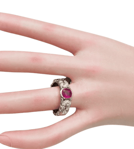 Bague solitaire rubis en or blanc 18kt et diamants