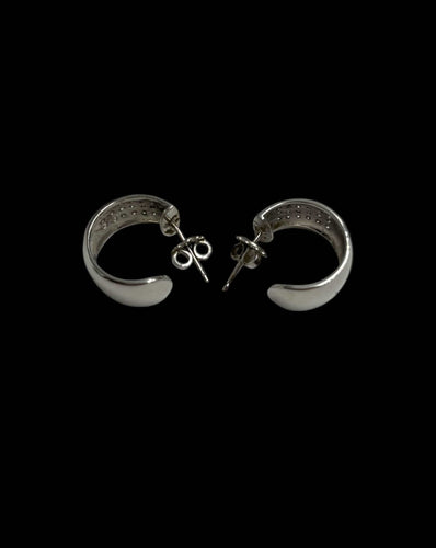 Boucles d'oreilles Boucles d'oreilles en or blanc serties de diamants, années 1990 58 Facettes